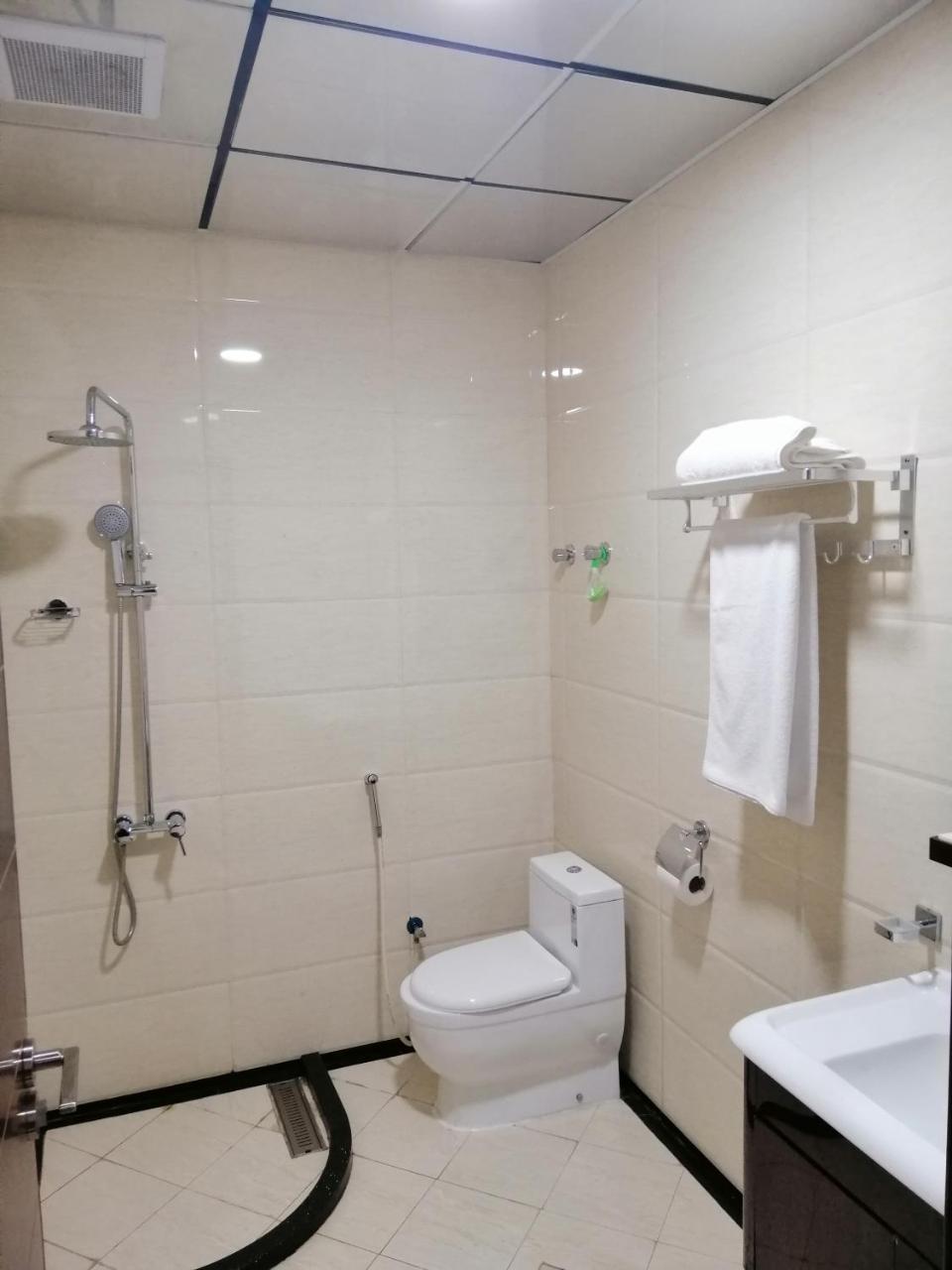 اصاله الشروق للأجنحه الفندقيه Al Khobar Exterior photo